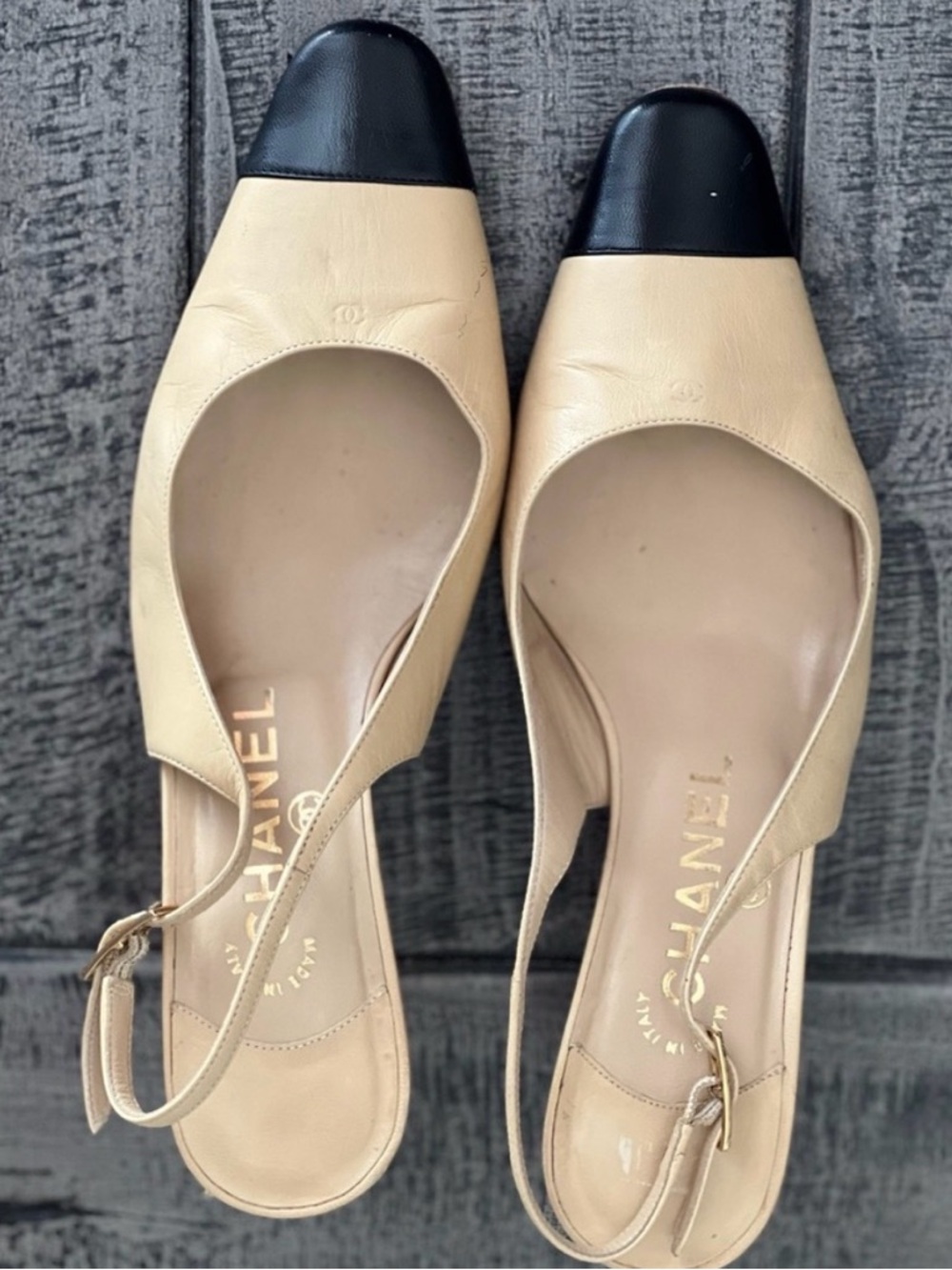 CHANEL Beige Leather Slingback Flats with Black Cap Toe